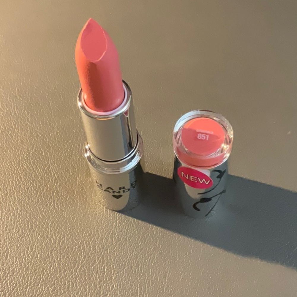 Hard Candy Lipstick in 851 Infamous NEW